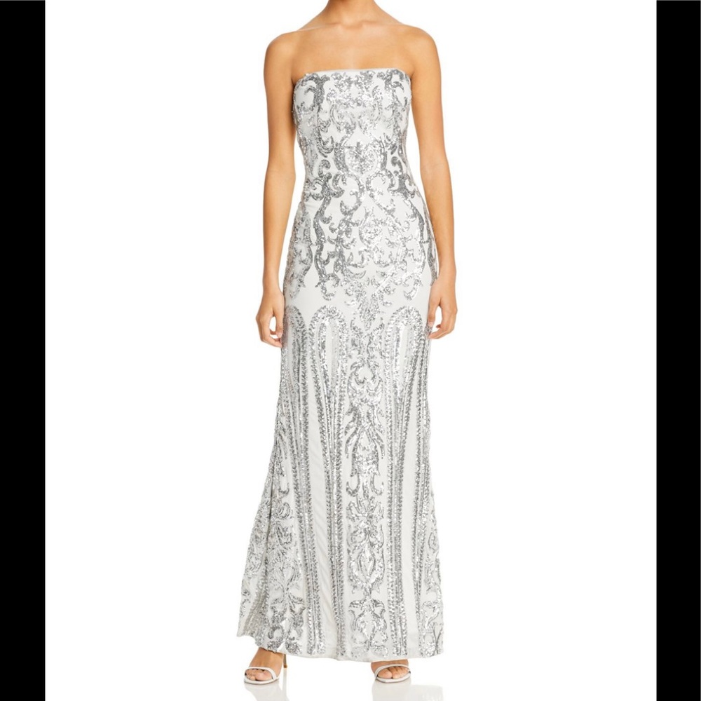 NWT AQUA Women’s Sequined Strapless Gown